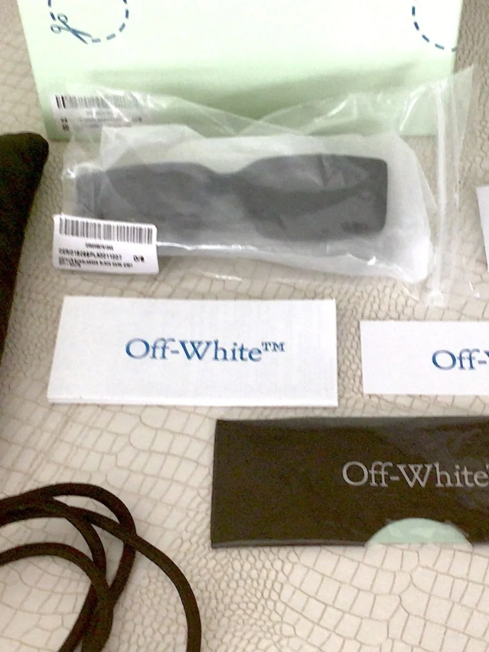 Brand New Rare OFF-WHITE Arthur Rectangle Sunglasses  Black/Dark Grey (OER1016)